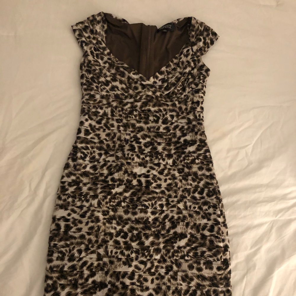 Adrianna Papel print dress